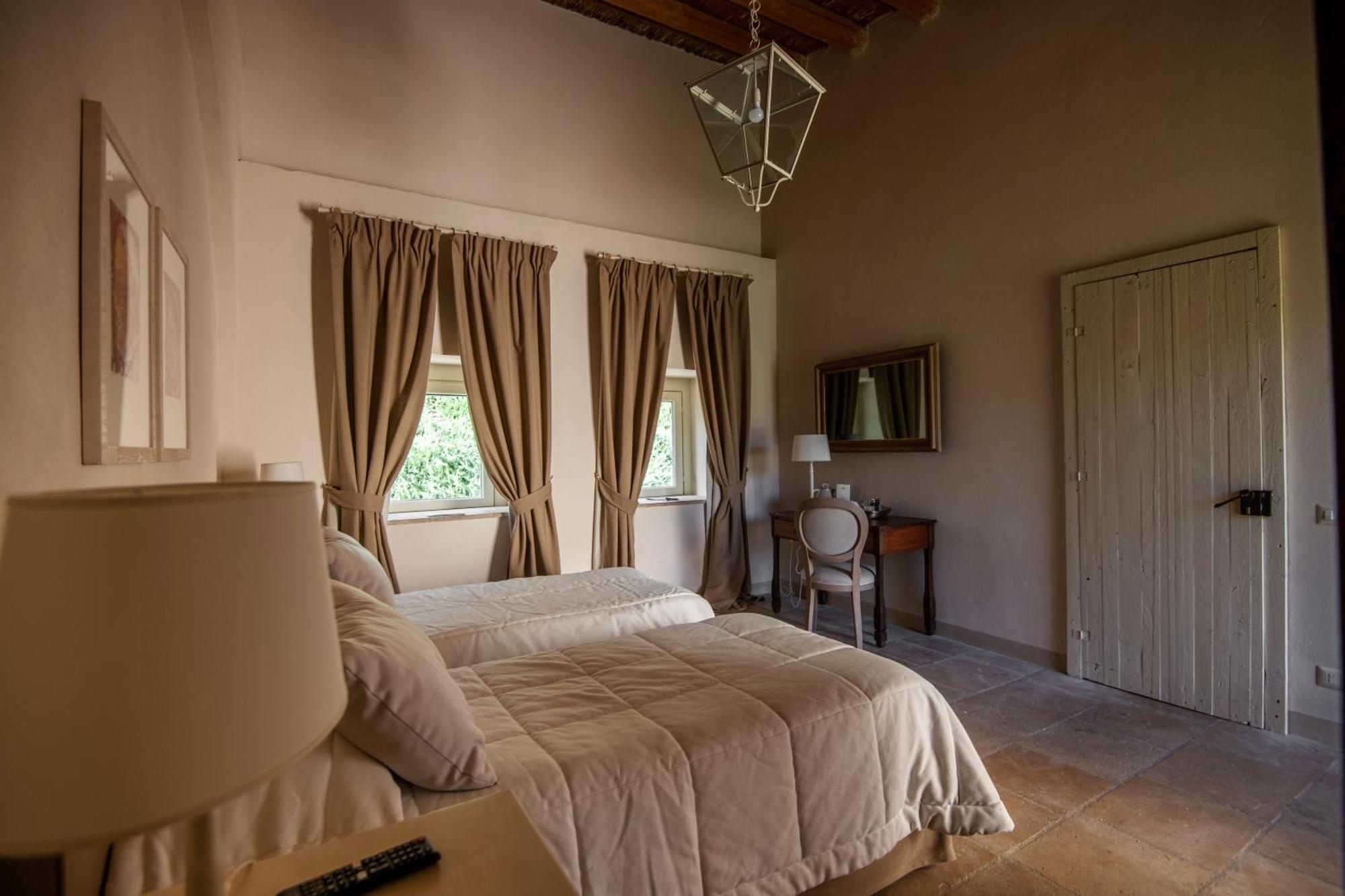 Castello Camemi Hotel Vizzini Kültér fotó